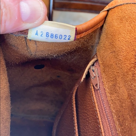 Vintage Dooney & Bourke All Weather Leather Purse - Picture 10 of 13